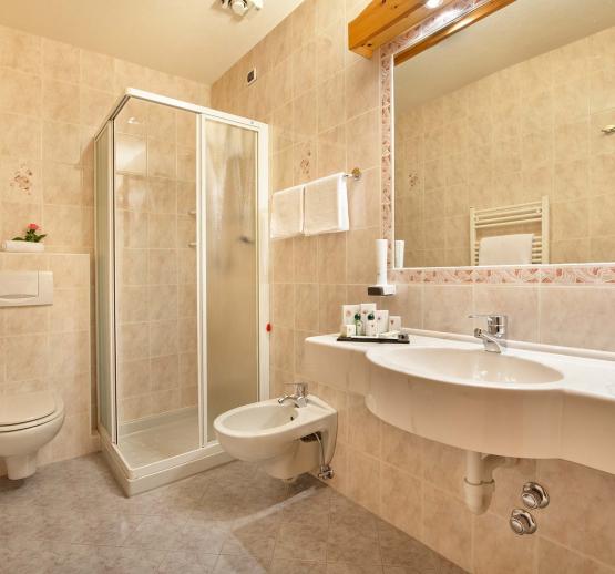 Camera matrimoniale con balcone