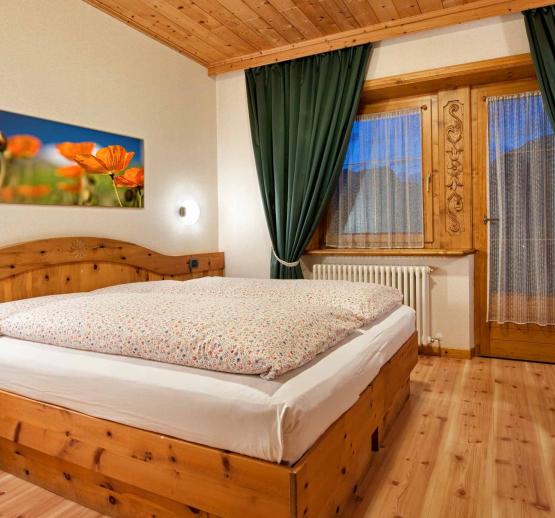 Camera matrimoniale con balcone